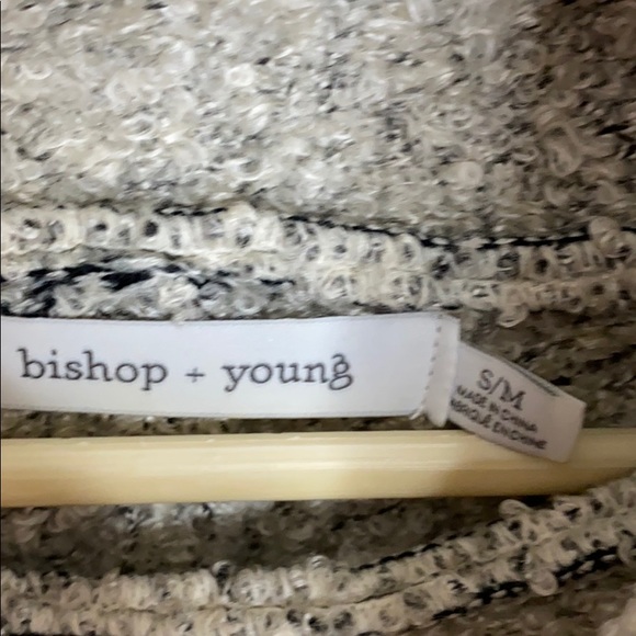 Sweater - Picture 3 of 6